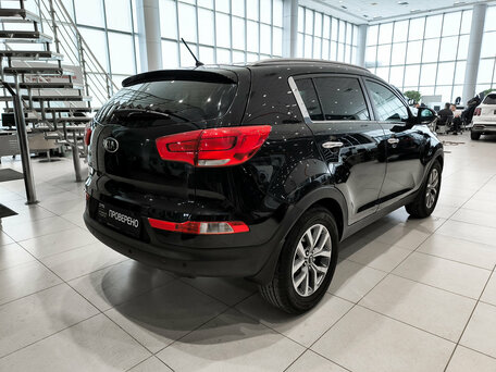 2014 Kia Sportage III Рестайлинг, чёрный, 1050000 рублей, вид 5