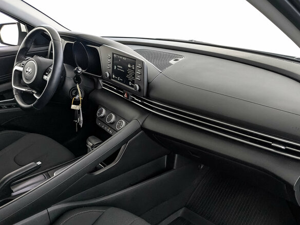 2022 Hyundai Elantra VII (CN7), белый, 2045000 рублей - вид 12