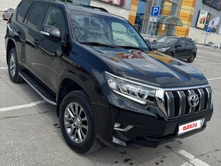 2017 Toyota Land Cruiser Prado 150 Series Рестайлинг 2, чёрный, 4980000 рублей, вид 3