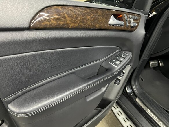 2016 Mercedes-Benz GLS 400 I (X166), чёрный - вид 17