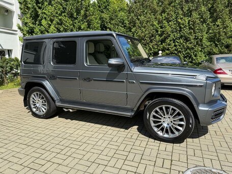2021 Mercedes-Benz G-Класс 500 III (W463), серый, 15000000 рублей, вид 3