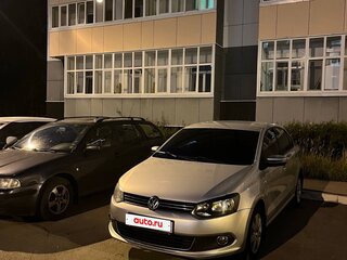 2012 Volkswagen Polo V, серебристый, 800000 рублей, вид 1