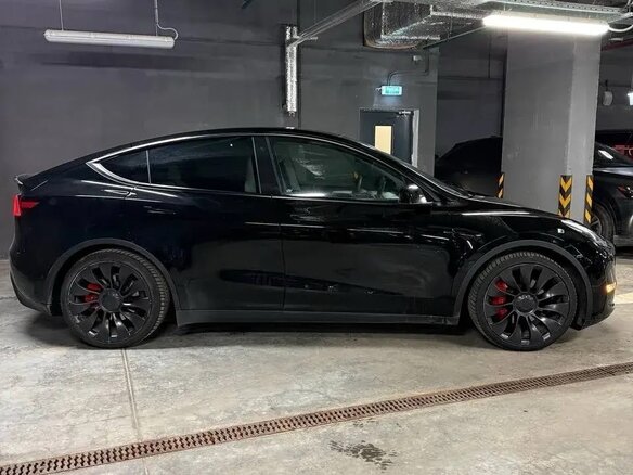2022 Tesla Model Y Performance I, чёрный, 3750000 рублей - вид 11