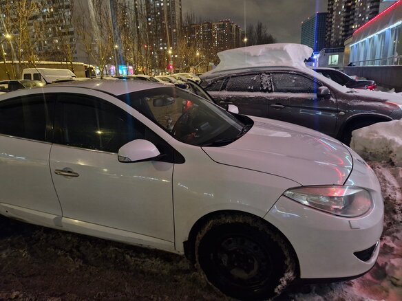 2011 Renault Fluence I, белый