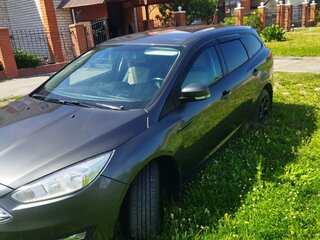 2015 Ford Focus III Рестайлинг, серый, 700000 рублей, вид 1