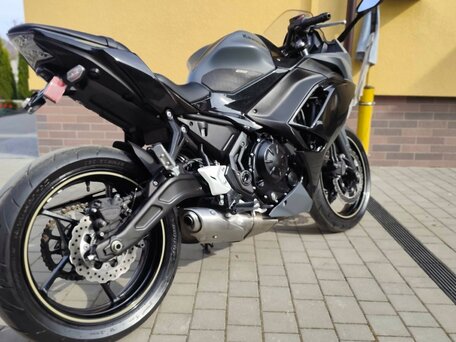 2024 Kawasaki Ninja 650, чёрный, 726048 рублей, вид 4