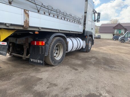 1999 Volvo FH, белый, 1100000 рублей, вид 5