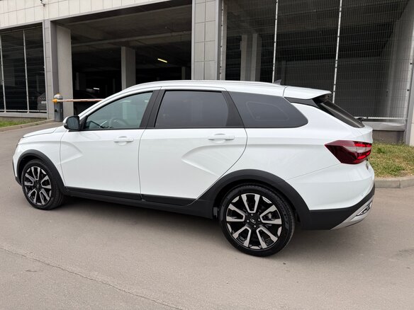 2024 Lada (ВАЗ) Vesta SW Cross I Рестайлинг (NG), белый - вид 5