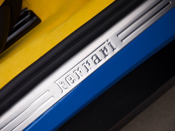 2025 Ferrari 12Cilindri Spider, синий, 85800000 рублей - вид 28