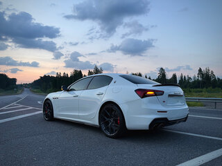 2014 Maserati Ghibli S Q4 III, белый, 5090000 рублей, вид 1