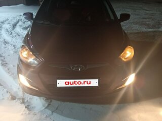 2011 Hyundai Solaris I, фиолетовый, 600000 рублей, вид 2