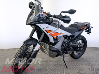 2026 KTM 790 Adventure, белый, 1450000 рублей, вид 4