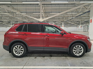 2019 Volkswagen Tiguan II, красный, 2250000 рублей, вид 5