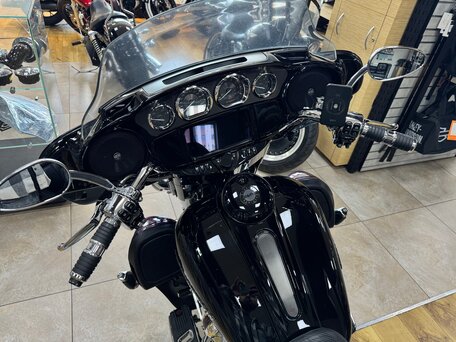 2020 Harley-Davidson CVO Limited, фиолетовый, 2690000 рублей, вид 5