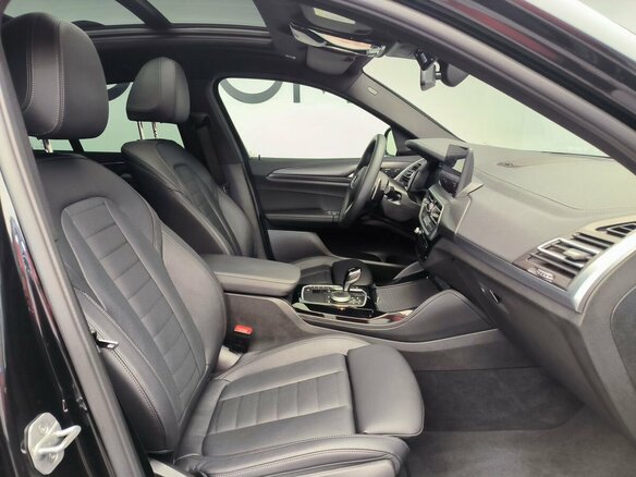 2025 BMW X4 20i II (G02) Рестайлинг, чёрный, 8820000 рублей - вид 10