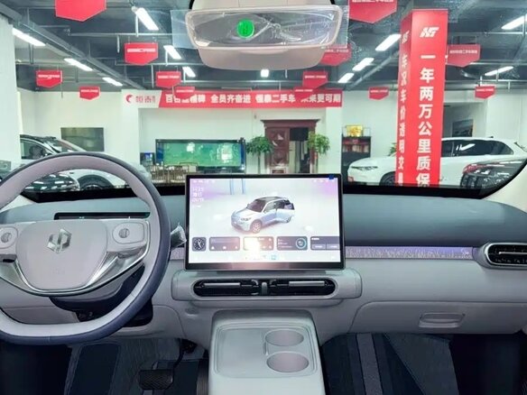 2026 Leapmotor A10 39.8 kWh, серебристый, 1708011 рублей - вид 16