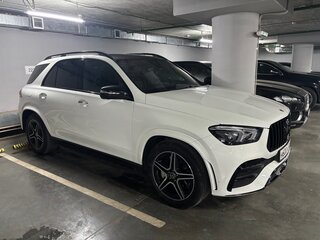 2021 Mercedes-Benz GLE 300 d II (V167), белый, 6950000 рублей, вид 3
