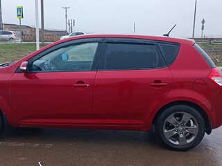 2010 Kia Ceed I Рестайлинг, красный, 850000 рублей, вид 4