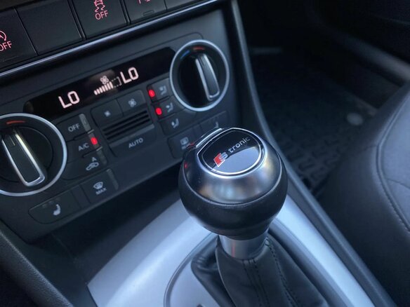2015 Audi Q3 I (8U) Рестайлинг, синий - вид 31