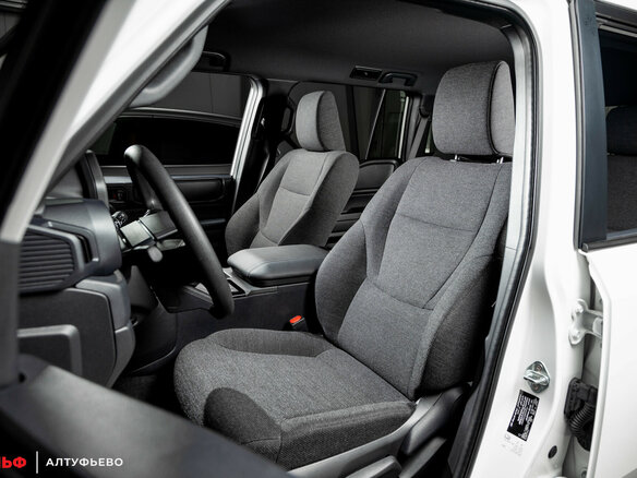 2024 Toyota Land Cruiser Prado 250 Series, белый - вид 10