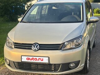 2011 Volkswagen Touran I Рестайлинг 2, серебристый, 900000 рублей, вид 3