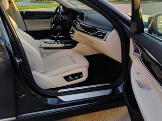 2019 BMW 7 серии 740i VI (G11/G12) Рестайлинг, серый, 4999999 рублей, вид 2