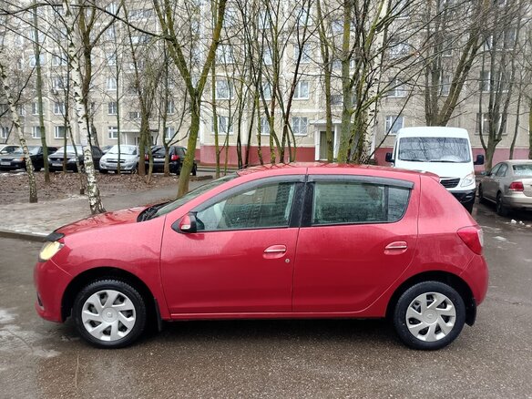 2016 Renault Sandero II, красный, 665000 рублей - вид 5