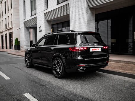 2025 Mercedes-Benz GLS 450 d II (X167) Рестайлинг, чёрный, 16200000 рублей, вид 3