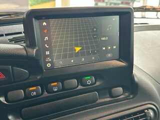 2026 Lada (ВАЗ) Niva Travel I Рестайлинг, зелёный, 1717000 рублей, вид 3