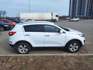 2013 Kia Sportage III, белый, 1200000 рублей, вид 3