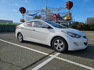 2012 Hyundai Avante V, белый, 999999 рублей, вид 3