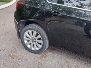 2011 Opel Astra J, чёрный, 800000 рублей, вид 4