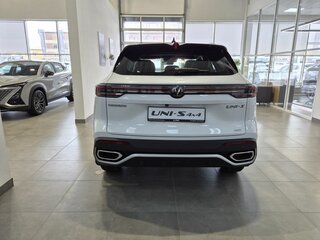 2026 Changan UNI-S I Рестайлинг, белый, 3149900 рублей, вид 5