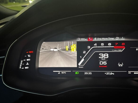 2021 Audi Q8 55 TFSI I (4M), чёрный, 8888000 рублей - вид 29