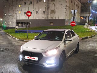 2017 Hyundai Solaris II, серебристый, 620000 рублей, вид 3
