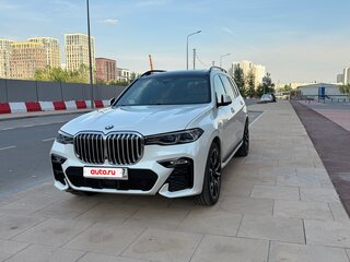 2020 BMW X7 30d I (G07), белый, 9500000 рублей, вид 1