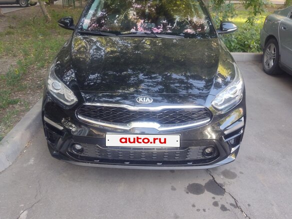 2020 Kia Cerato IV, чёрный, 1800000 рублей - вид 2