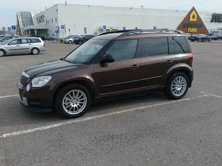 2013 Skoda Yeti I, коричневый, 1000000 рублей, вид 1