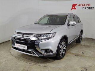 2019 Mitsubishi Outlander III Рестайлинг 3, серебристый, 1760000 рублей, вид 3