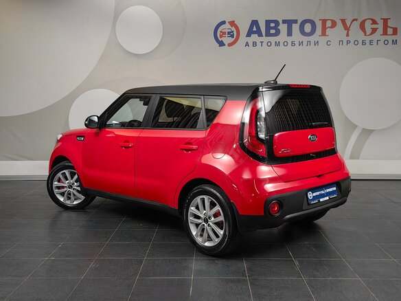 2018 Kia Soul II Рестайлинг, красный - вид 1