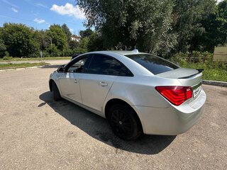 2011 Chevrolet Cruze I, серебристый, 470000 рублей, вид 3