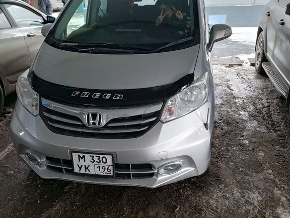 2012 Honda Freed I Рестайлинг, серебристый, 1000000 рублей