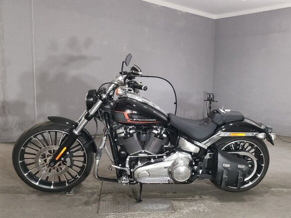 2023 Harley-Davidson Breakout, чёрный, 2010000 рублей - вид 1