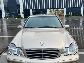 2005 Mercedes-Benz C-Класс 180 II (W203) Рестайлинг, бежевый, 457000 рублей, вид 1