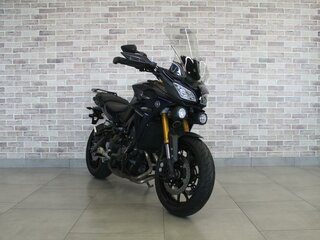 2016 Yamaha MT-09 Tracer (FJ-09), серый, 774000 рублей, вид 4
