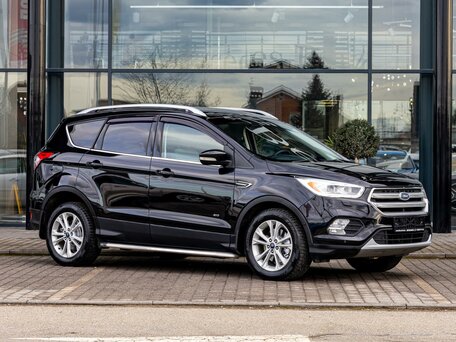 2019 Ford Kuga II Рестайлинг, чёрный, 1435000 рублей, вид 3