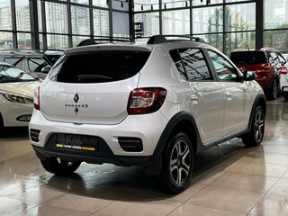 2019 Renault Sandero Stepway II Рестайлинг, белый, 1320000 рублей, вид 4