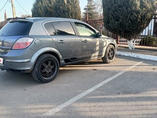 2005 Opel Astra H, серый, 270000 рублей, вид 5