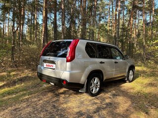 2014 Nissan X-Trail II Рестайлинг, серебристый, 1300000 рублей, вид 5