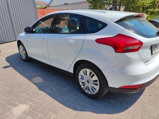 2018 Ford Focus III Рестайлинг, белый, 1040000 рублей, вид 5